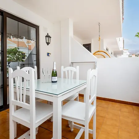 Apartment 443 Diamantes Heated Pool Wi Fi Los Cristianos (Tenerife)